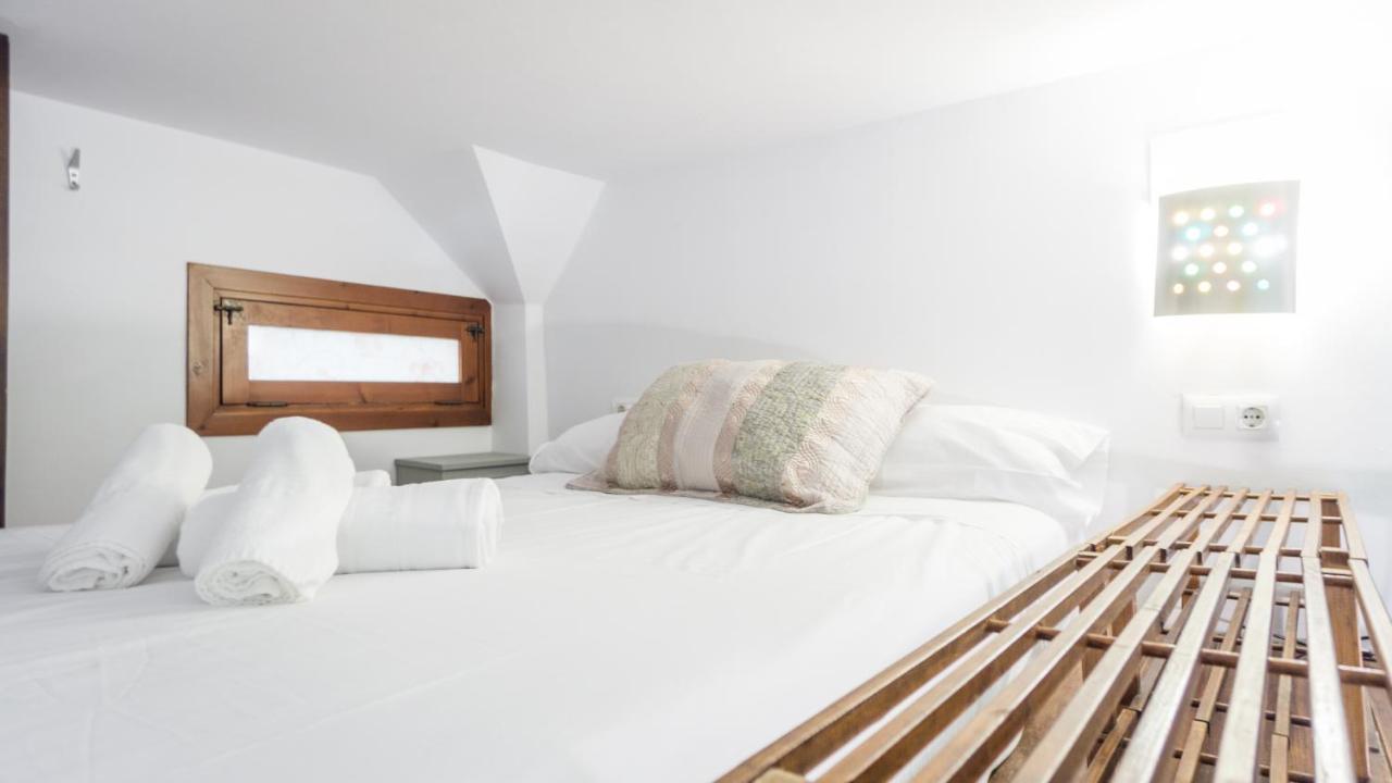 RentalSevilla Acogedor apartamento en pleno centro de Sevilla Exterior foto